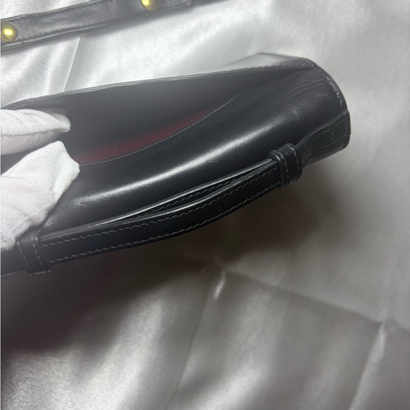 Gucci Black Leather Shoulder Bag - Picture 10 of 14